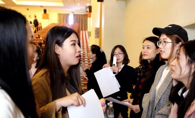 阿迪达斯|一个国企开始校园招聘，六险二金月薪过万，不要紧盯着公务员岗位