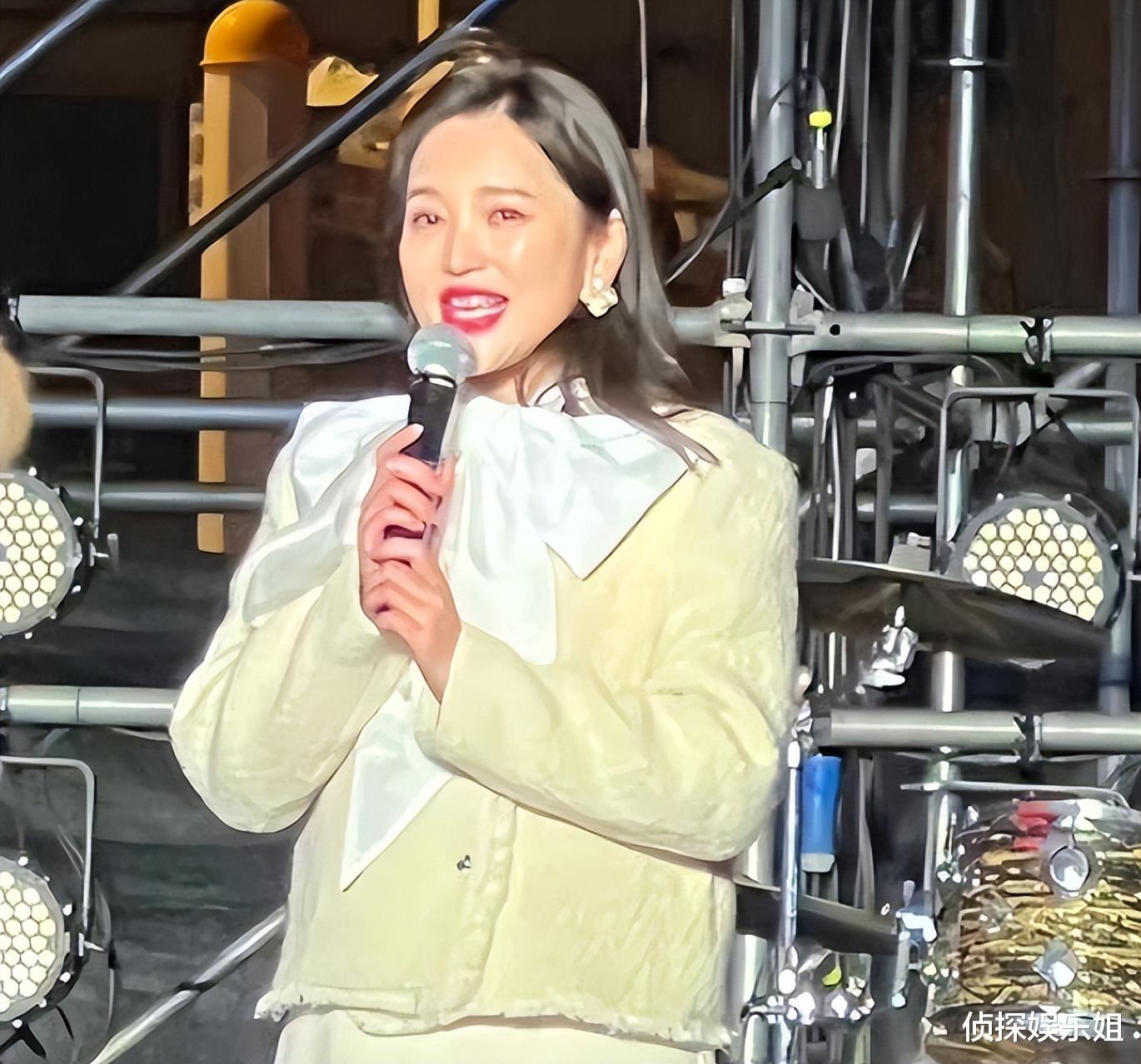 金莎|39岁金莎近照被指状态差胖到认不出,本尊晒视频回应尖下巴抢镜