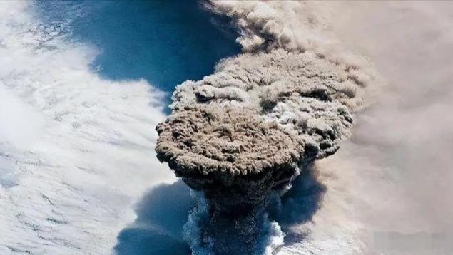年初汤加火山大喷发，送入平流层约10个西湖的水，或加剧全球变暖
