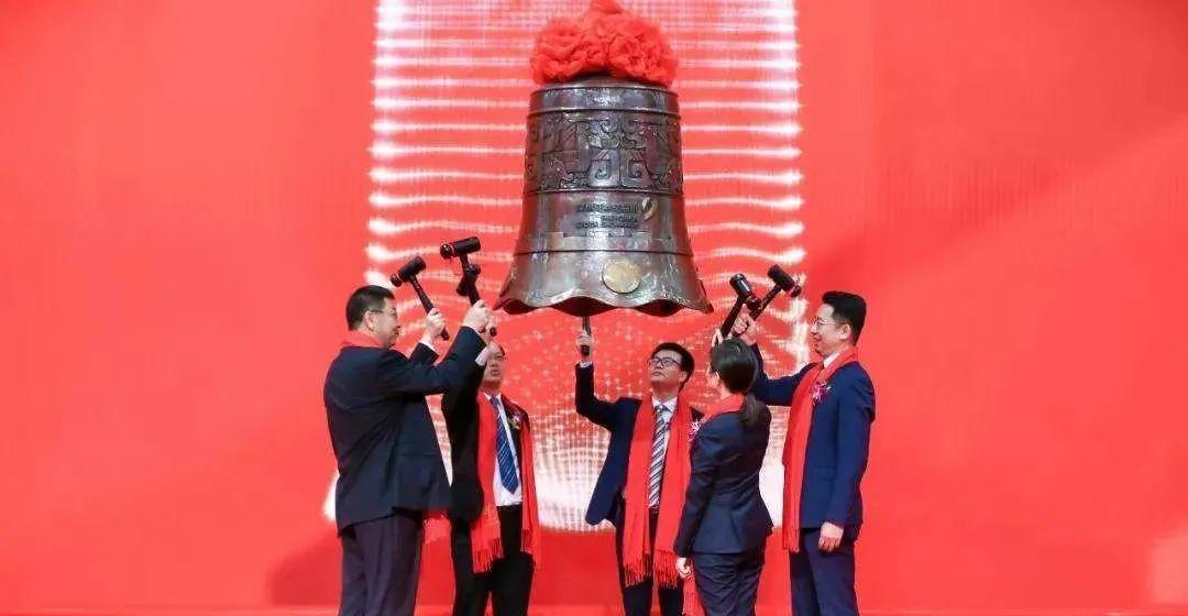 父亲被判刑后,90后女儿仓促接班,今全家上市公司持股价值18亿