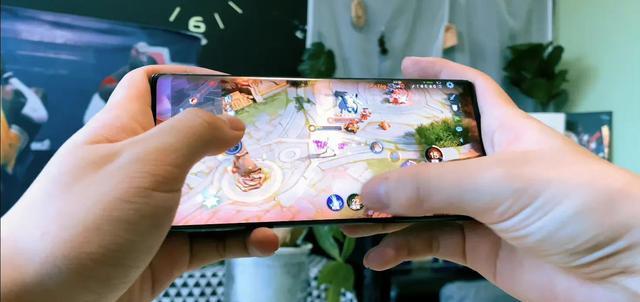 2022年买一台华为Mate40Pro属于什么水平,看完后心里有底了!