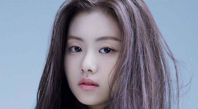 hybe|HYBE宣布和金佳岚解约，LESSERAFIM成5人团，网友：向受害者道歉