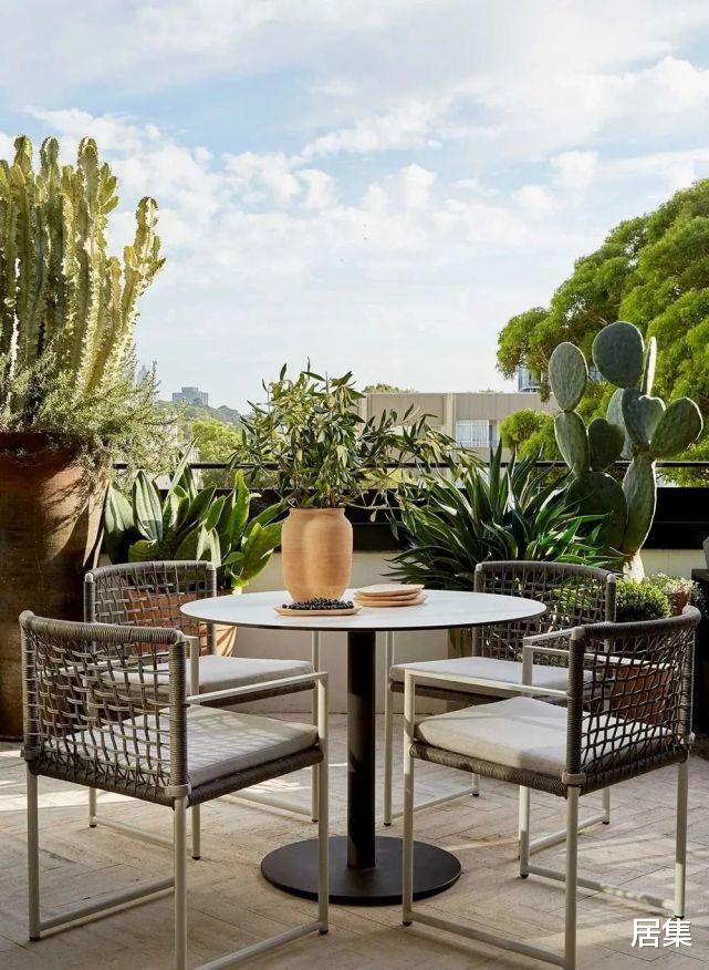 别总往阳台“挂裤衩”了,装成这样子,太香了!