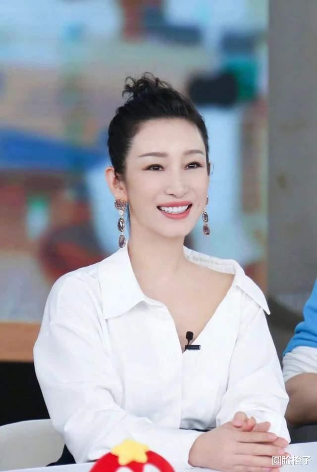 刘涛|年纪越大越漂亮的女星,我只服这6位,年轻时一般,快40岁才变美