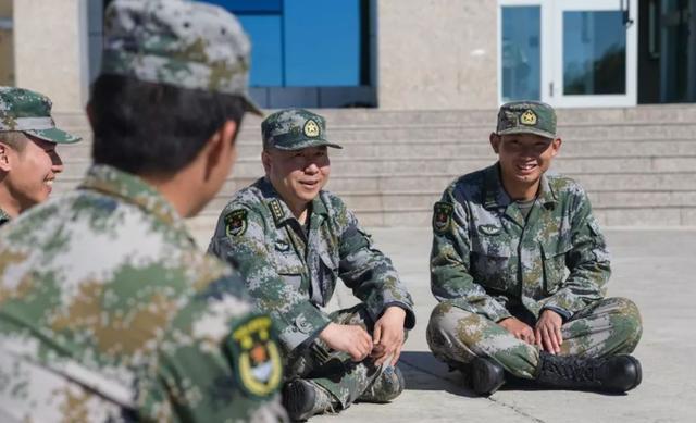 求职|军校持续降分为何还招不满学生？有人说出实情，背后的原因很现实