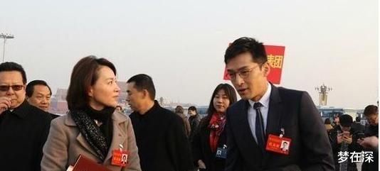 杨洋|人民大会堂堪称“照妖镜”，一众明星被打回原形，看到杨洋我酸了