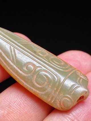 和田玉籽料|明以前 和田玉籽料 勾连纹 玉蝉 挂件