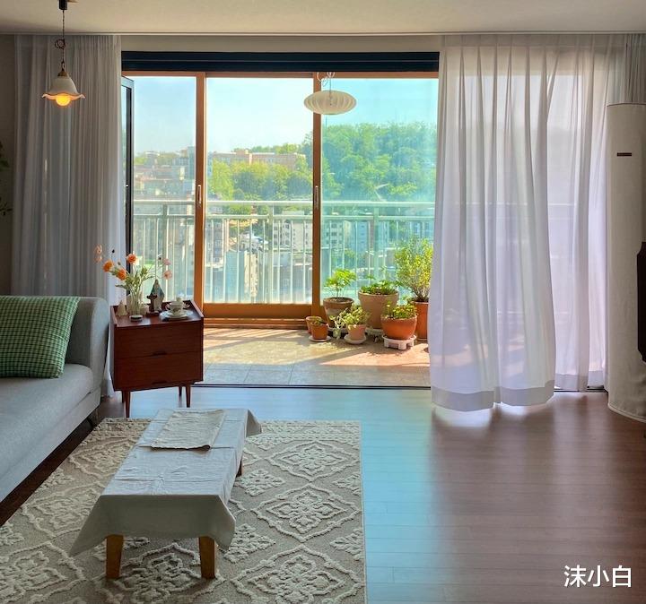 晒晒她的108平小三房，喜欢年代感而装成“上海风”，带点小法式！