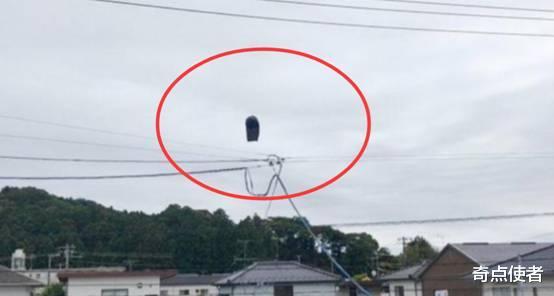 什么情况?日本上空出现黑色不明漂浮物,在福岛上空,有2层楼高