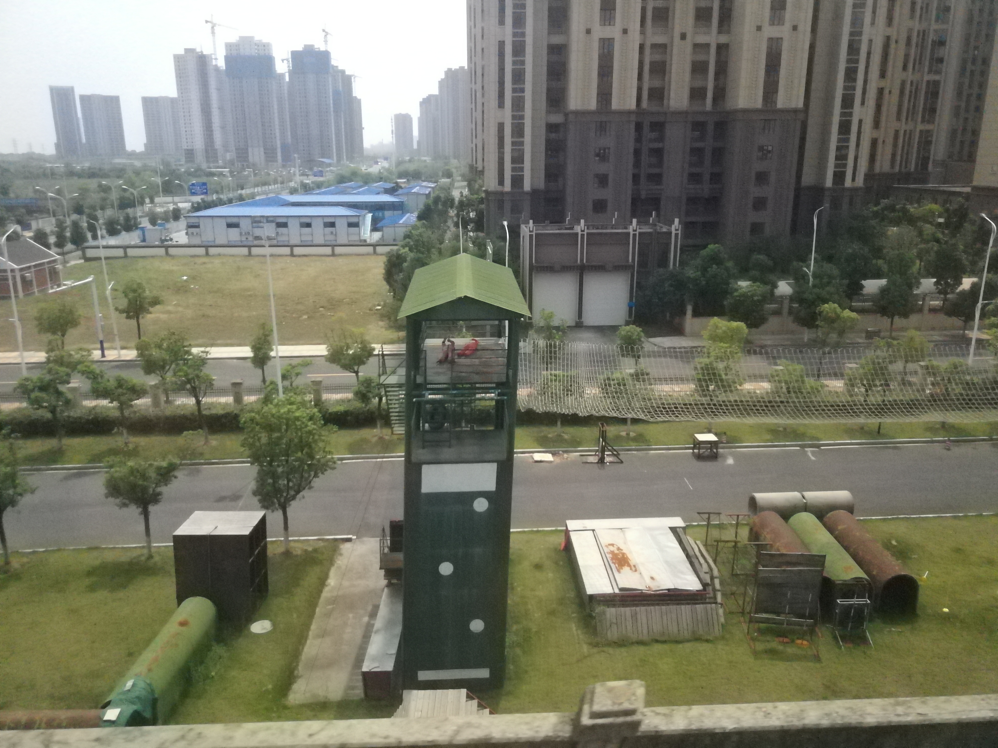 北京市|火车车窗外的风景，每一扇明亮的窗户背后，都是不一样的精彩生活