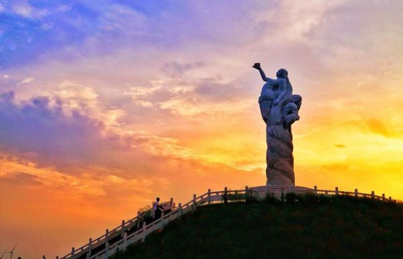 旅游消费|河南有个奇特的景区，虽然景色优美，但常有游客到此来“求子”