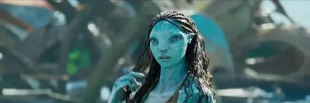 阿凡达2|詹姆斯卡梅隆一如既往，但《阿凡达2》败给了时间