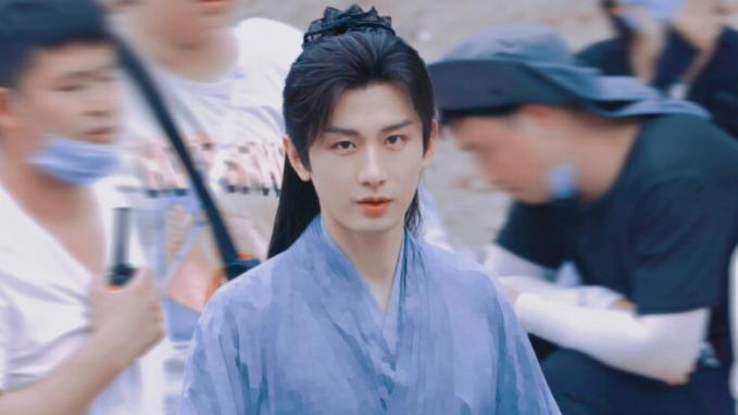 程晓玥|从《琉璃》到《莲花楼》，“换脸式”大火，黄宥明凭此广受期待！