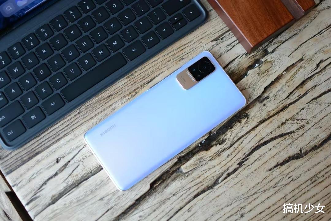 C++|小米也有高颜值手机，双曲面屏+4500mAH+轻薄机身，已跌至1749元