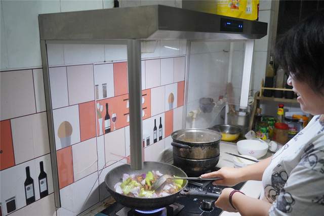 cleadeep净味净烟机,深层净化pm2.5油烟污染,让厨房没有油烟味