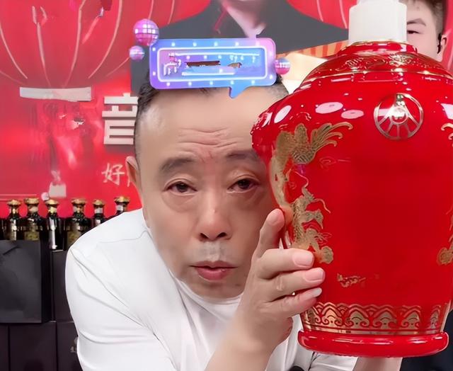 李佳琦|李佳琦刚复出就“卖贵”，消费者直接维权，他辜负了粉丝们的信任