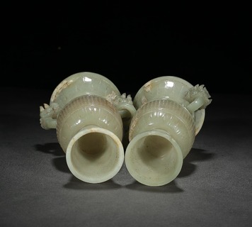 艺术品|汉代:【和田玉螭龙活环耳谷纹薄胎赏瓶一对】