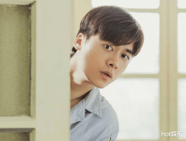 李易峰|李易峰事件女主胡湾发声,称自己被冒充,现已报案取证