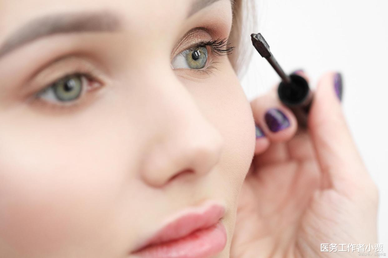 哺乳期妇女可以化妆吗?学会3招,哺乳期也可以护肤