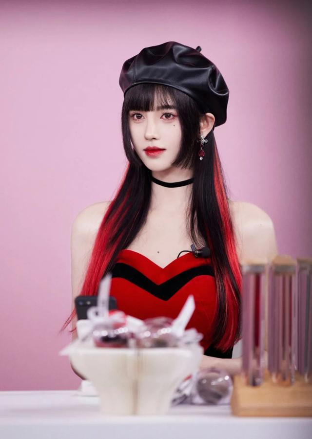 刘海 看狂飙上头，看李一桐的公主切也上头啊！