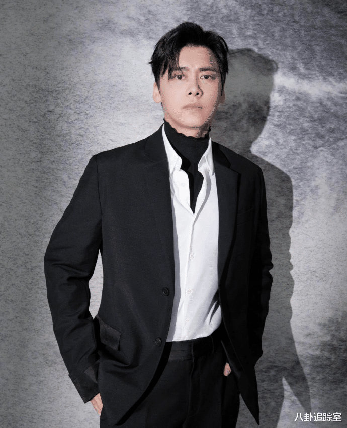 李易峰|曝李易峰低价清理豪车豪宅！价格远低于市场价，消息真假难辨