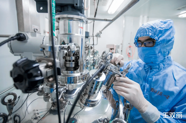 荣耀|俄宣布决定，美打开了潘多拉魔盒，果然一个都跑不掉