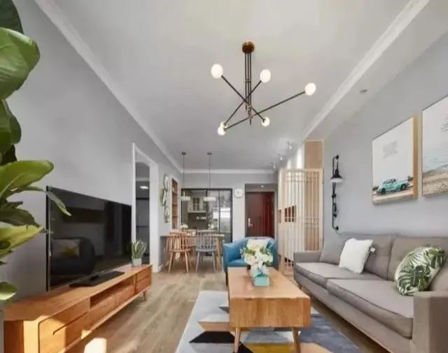 88平装出三室两厅!一进门就被迷住了!客厅不吊顶真大气!晒一晒