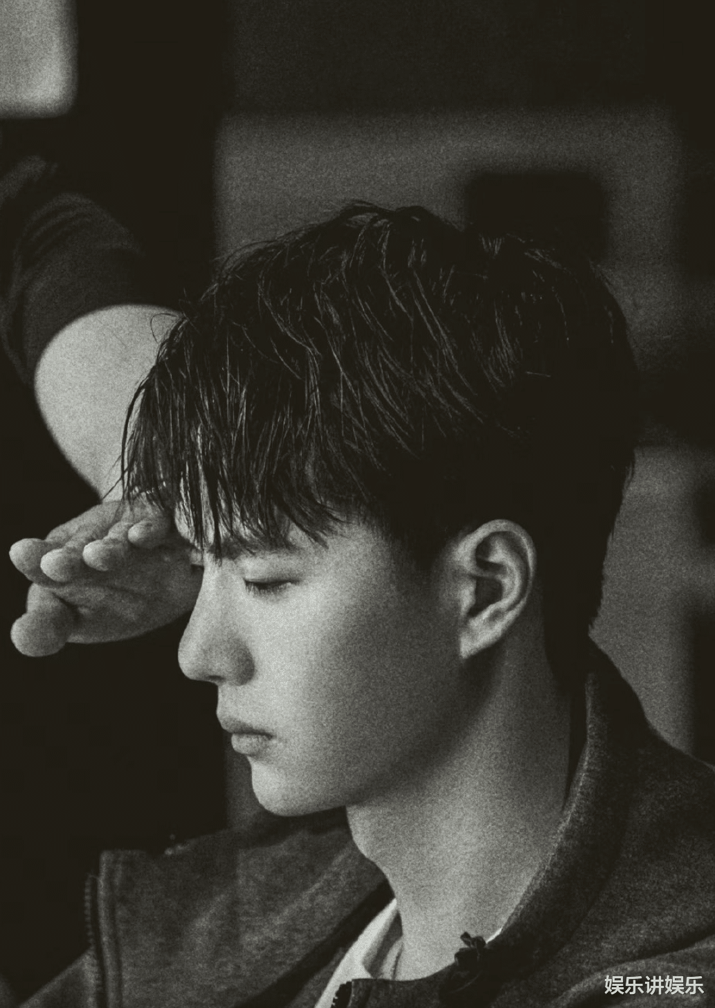 王一博|王一博为《长津湖》宣传是蹭热度?粉丝:更加期待你的《无名》!