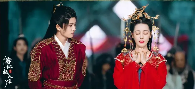 迪丽热巴|长意云禾北渊完婚,“先上车后补票”,传说八个机位方向的吻预定