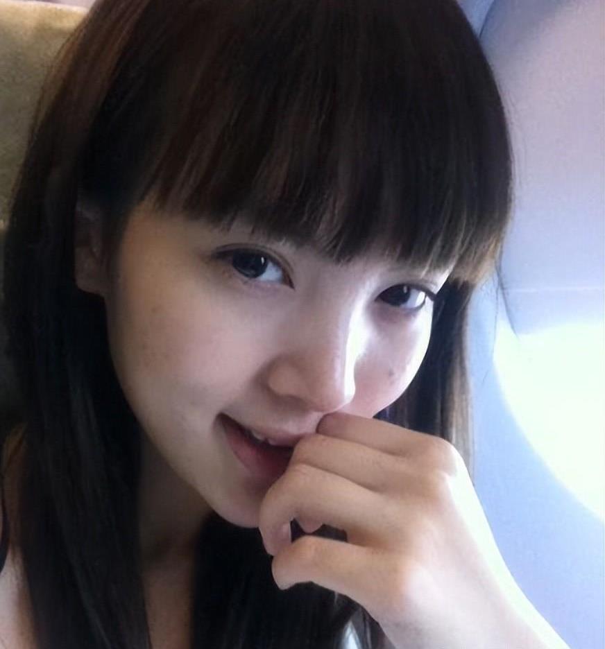 TOKIO|金晨的窘境,折射出娱乐圈“畸形”的审美