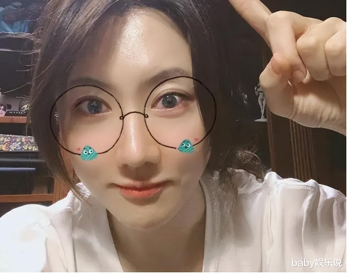 宋丹丹|宋丹丹儿媳博谷：嫁小七岁巴图生两子，与婆婆当“姐们”幸福美满