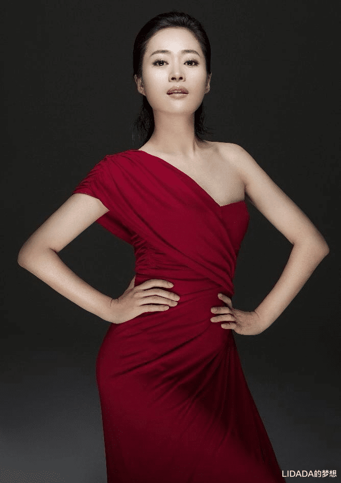 齐奎|知名演员国丽娜：嫁初恋老公齐奎，恩爱二十多年生两子，幸福美满