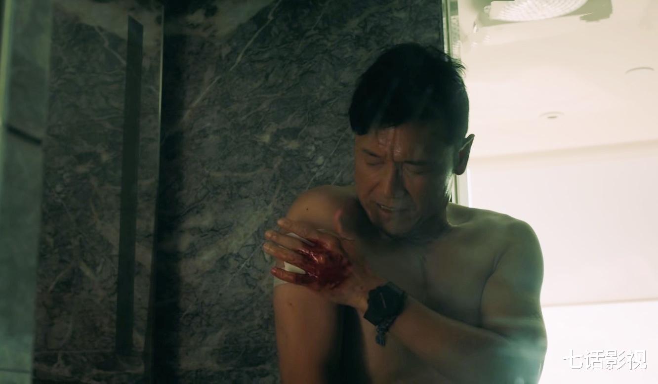 苗侨伟|无线五虎之一,64岁的苗侨伟,为何能成邵氏《飞虎》系列常青树?