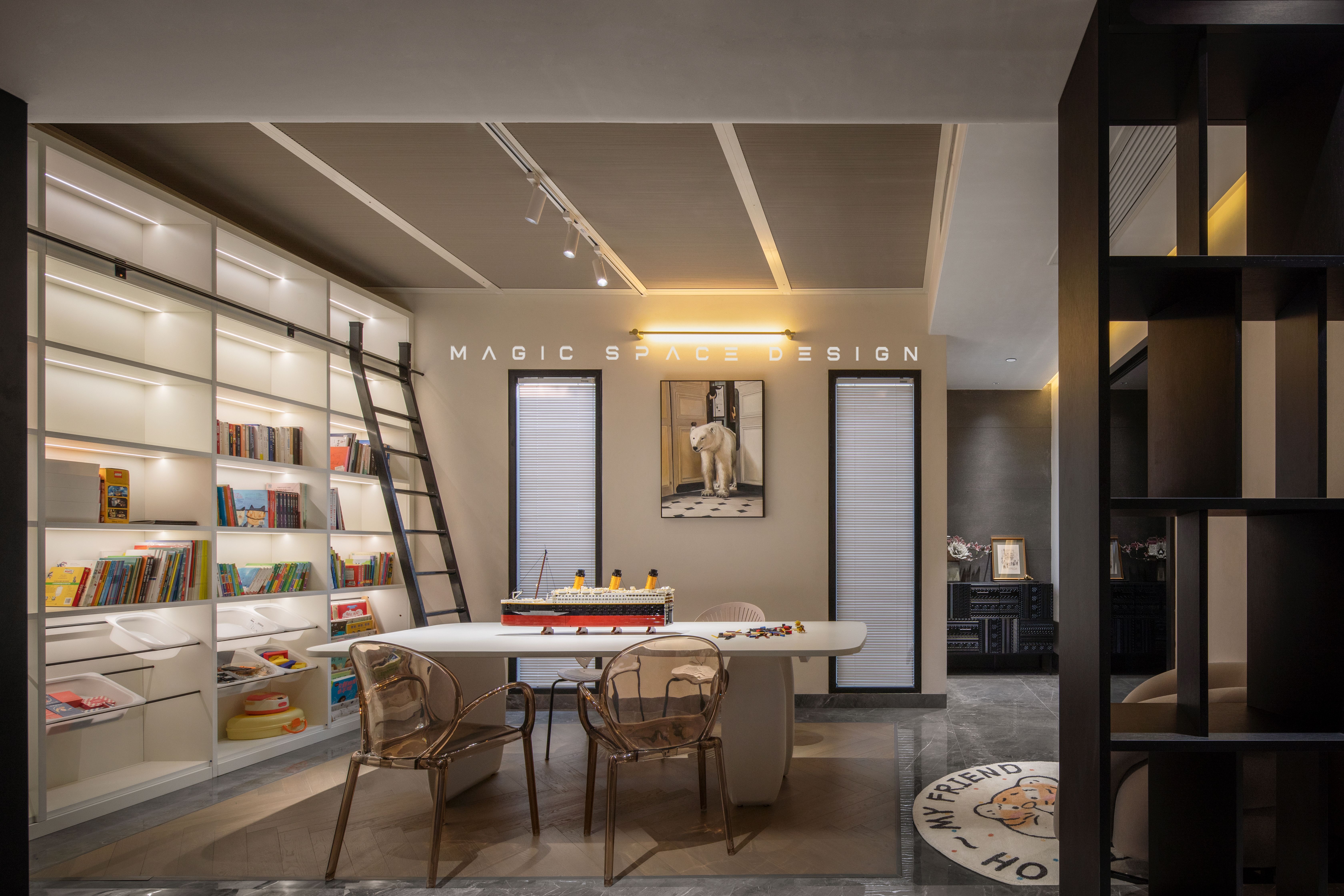 437㎡多层复式,把家里能拆的墙全拆了