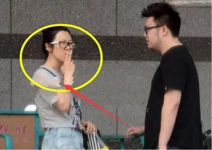 宋丹丹|宋丹丹儿子巴图：在父母离异的阴影中长大，27岁结婚儿子已满3岁