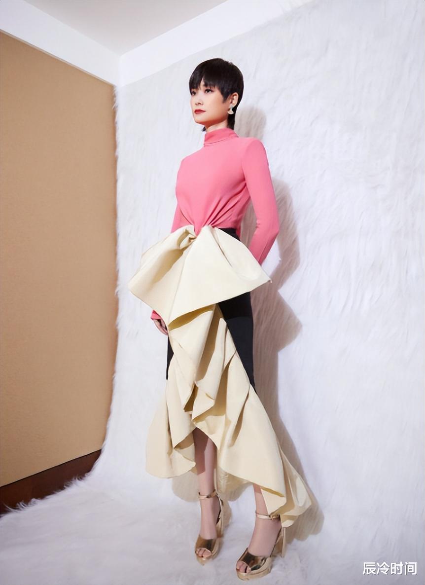 蒋梦婕|表面是天王天后，其实唱功非常拉胯，求求这5位歌手别再翻车了