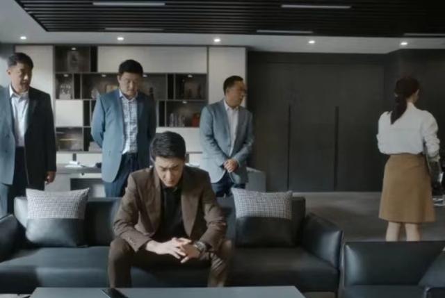 请叫我总监|《请叫我总监》里男女主的感情,还真是距离产生美啊!