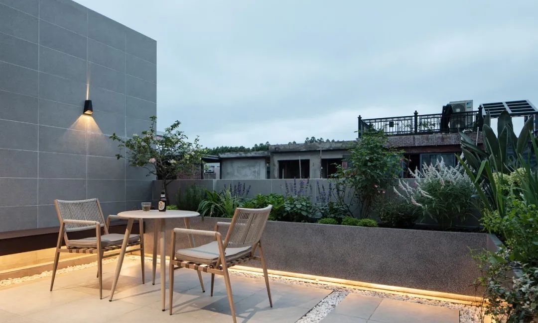 住了20年顶楼,感觉顶楼的缺点被过分夸大了