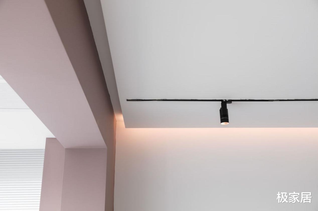 100平米的爱宠之家,可高冷可温柔,让一家人都很舒服