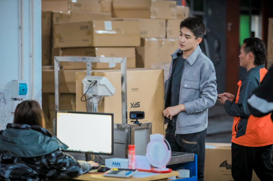 经典|在纪录片与综艺之间，《新游记》让真人秀解构重塑