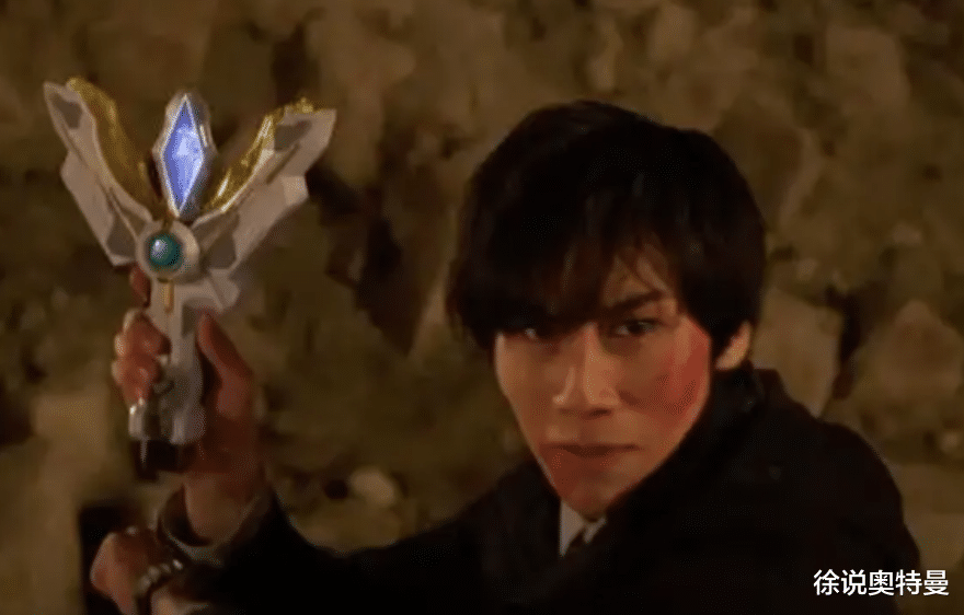 acgn漫评|奥特曼人间体没有了变身器,为什么不能变身?诸星团:我也不能