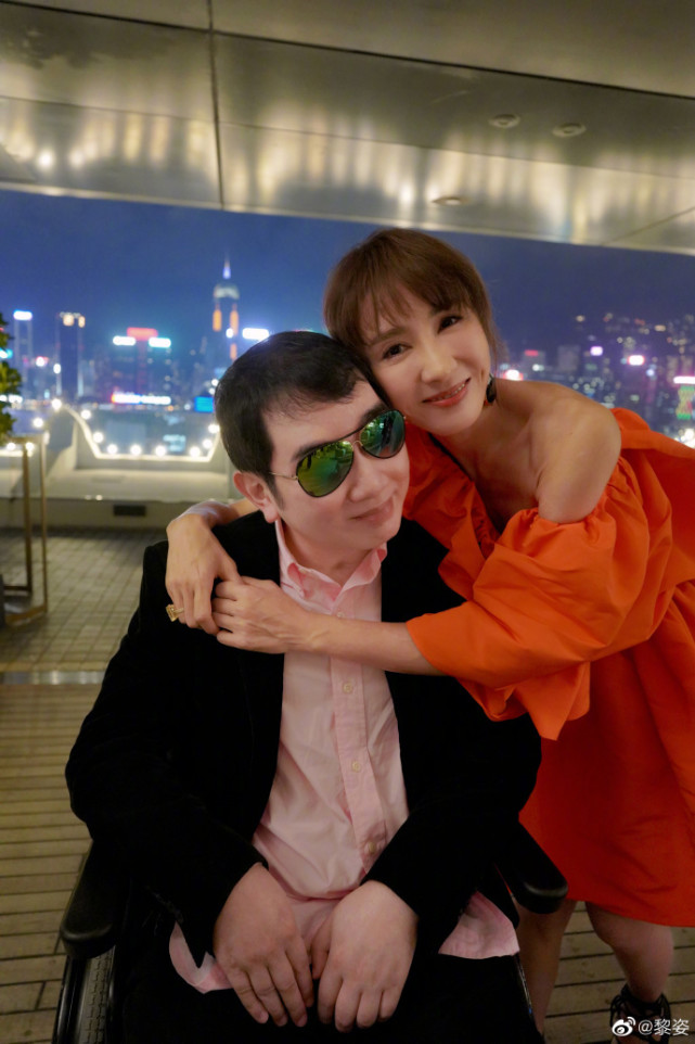 周杰伦|黎姿51岁生日，10月1日与民同庆，收到祝福后发文感谢