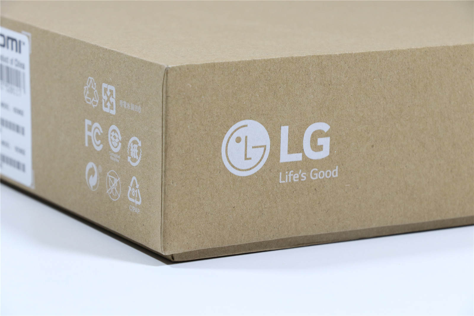 颜值实力并存 时尚便携融合 高端轻薄笔记本LG gram 16全方位评测