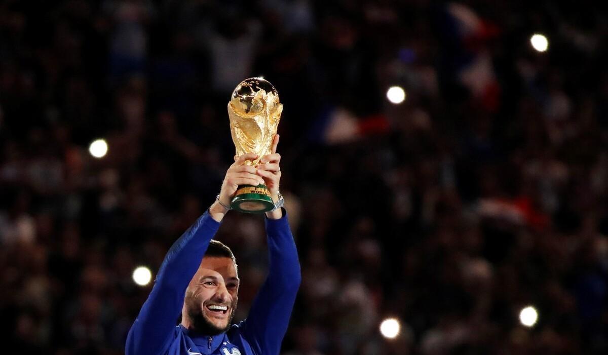 |法国白面书生洛里职业生涯数据和冠军荣誉一览