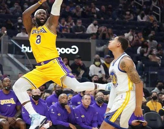 得分王|NBA各年龄段得分王！现役双詹库里胖东上榜，卡特名留青史