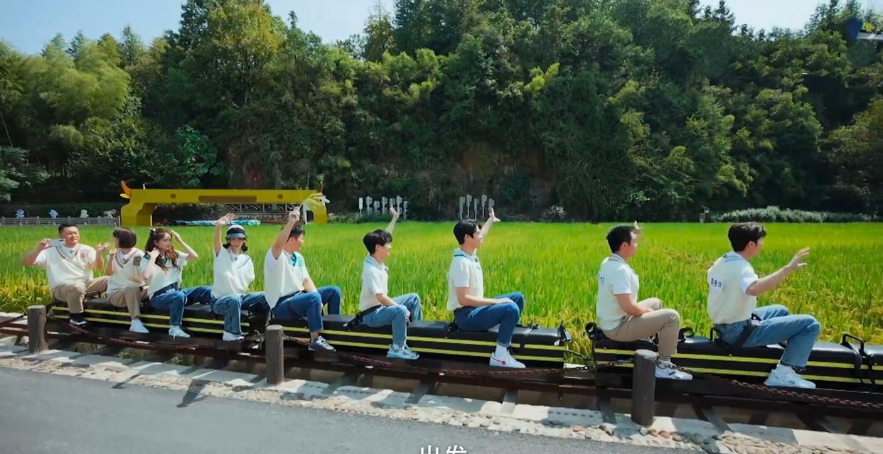 奔跑吧兄弟|没想到，《奔跑吧特别季》首期收视比《好声音》低，为什么？