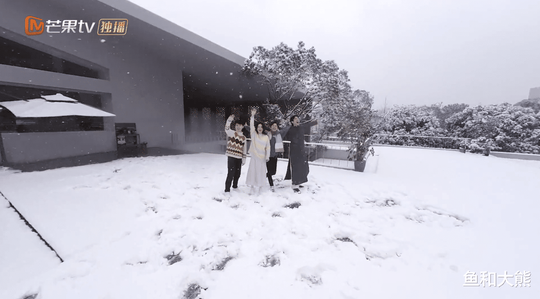 谢娜|《朋友请听好》定档,何炅谢娜发文宣传,千玺缺席遗憾有望弥补!