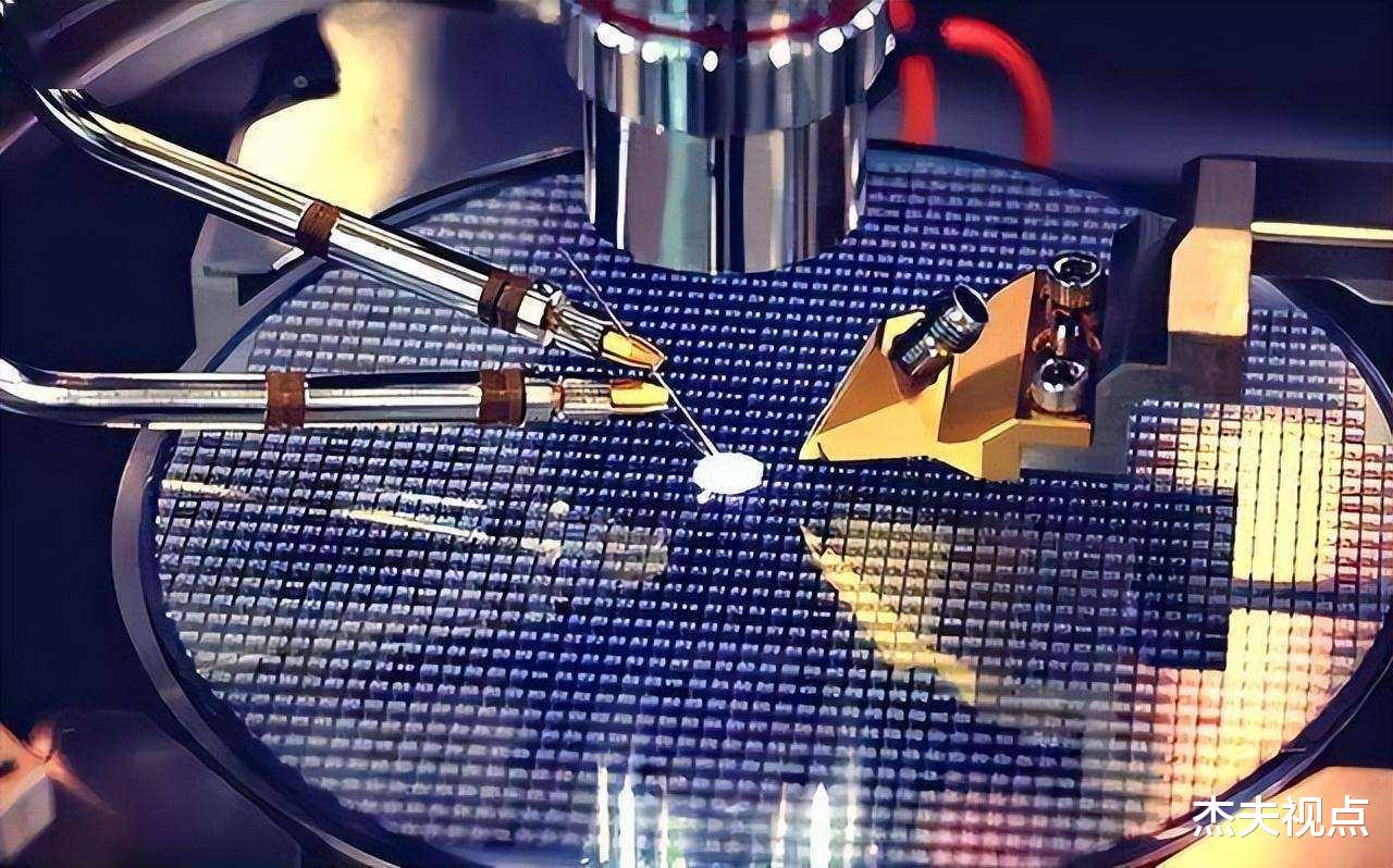 芯片|美国打压中国芯片受挫!荷兰不愿跟进,ASML继续卖光刻机