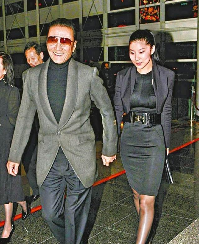 谢贤|和谢贤离婚27年，狄波拉和谢家感情依旧，为何两人始终不复合？