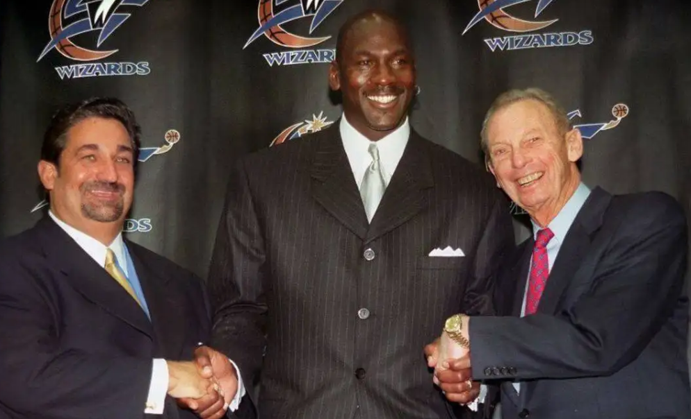 AWS|退役球员联成为盟球队老板，韦德当作投资，乔丹职业玩家